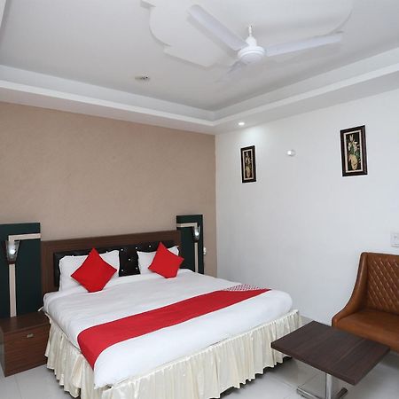 Super Capital O Levanti Near Aravali Biodiversity Park Gurgaon Eksteriør billede