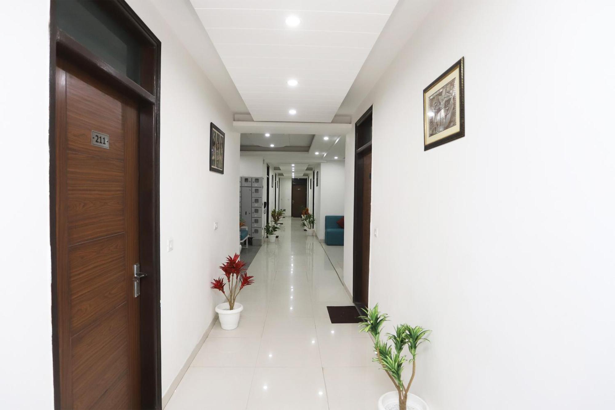 Super Capital O Levanti Near Aravali Biodiversity Park Gurgaon Eksteriør billede